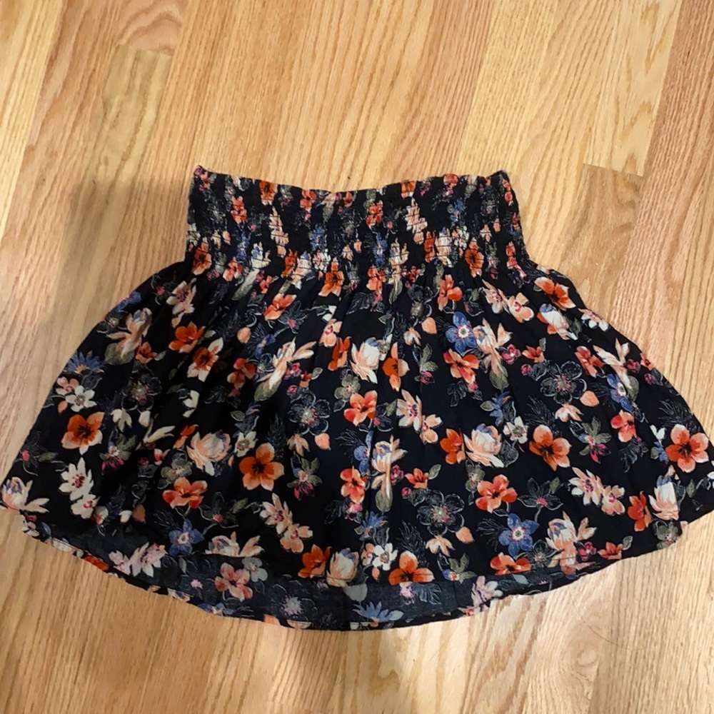 Hollister floral skirt